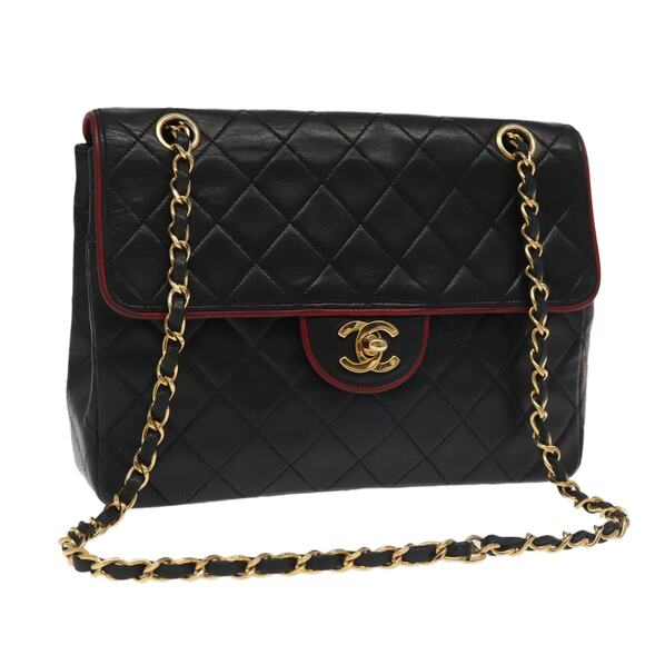 CHANEL Matelasse Turn Lock Chain Bag Lamb Skin Black Gold CC - Picture 1 of 16